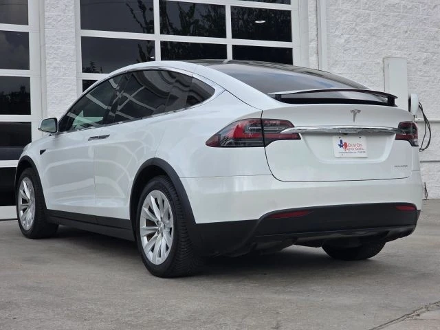 2021 Tesla Model X - Image 7 of 21