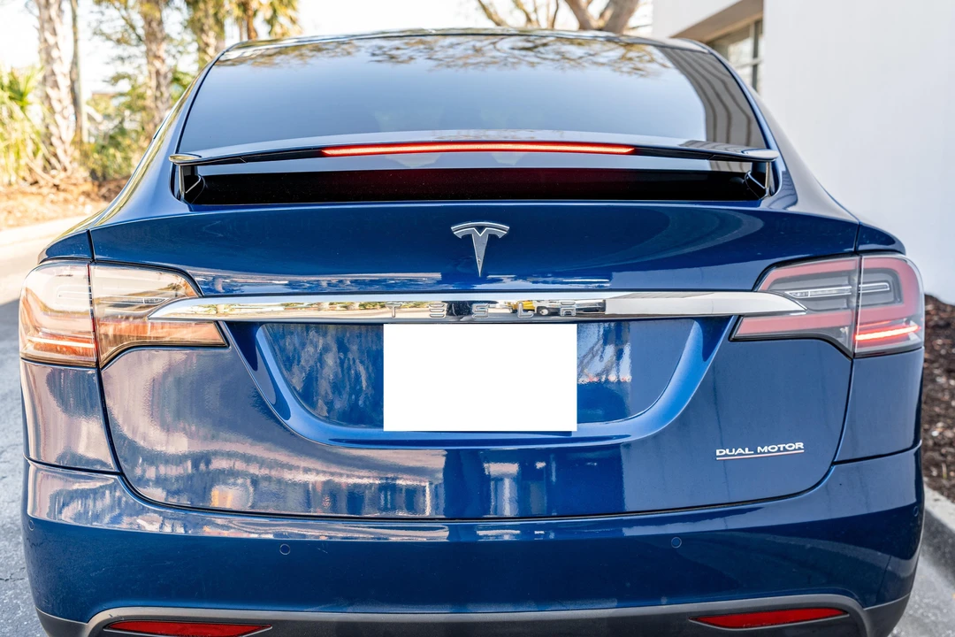 2021 Tesla Model X - Image 30 of 31