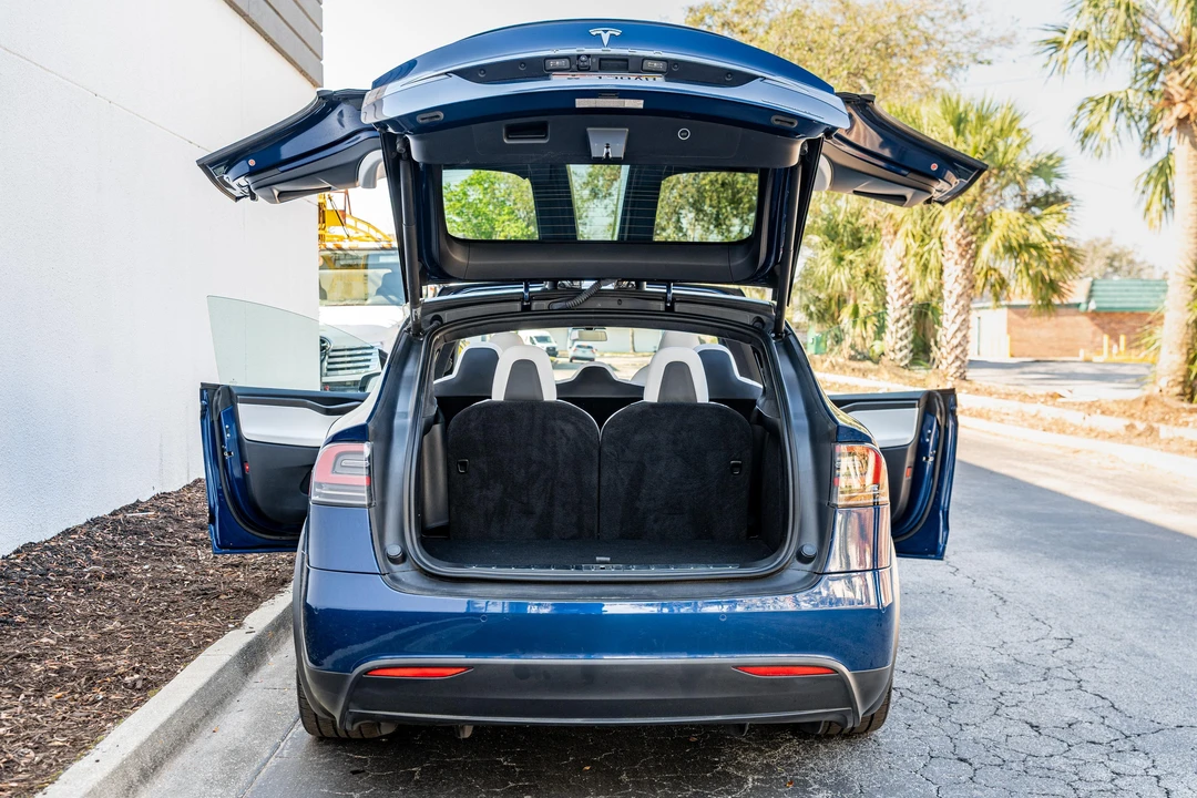 2021 Tesla Model X - Image 13 of 31