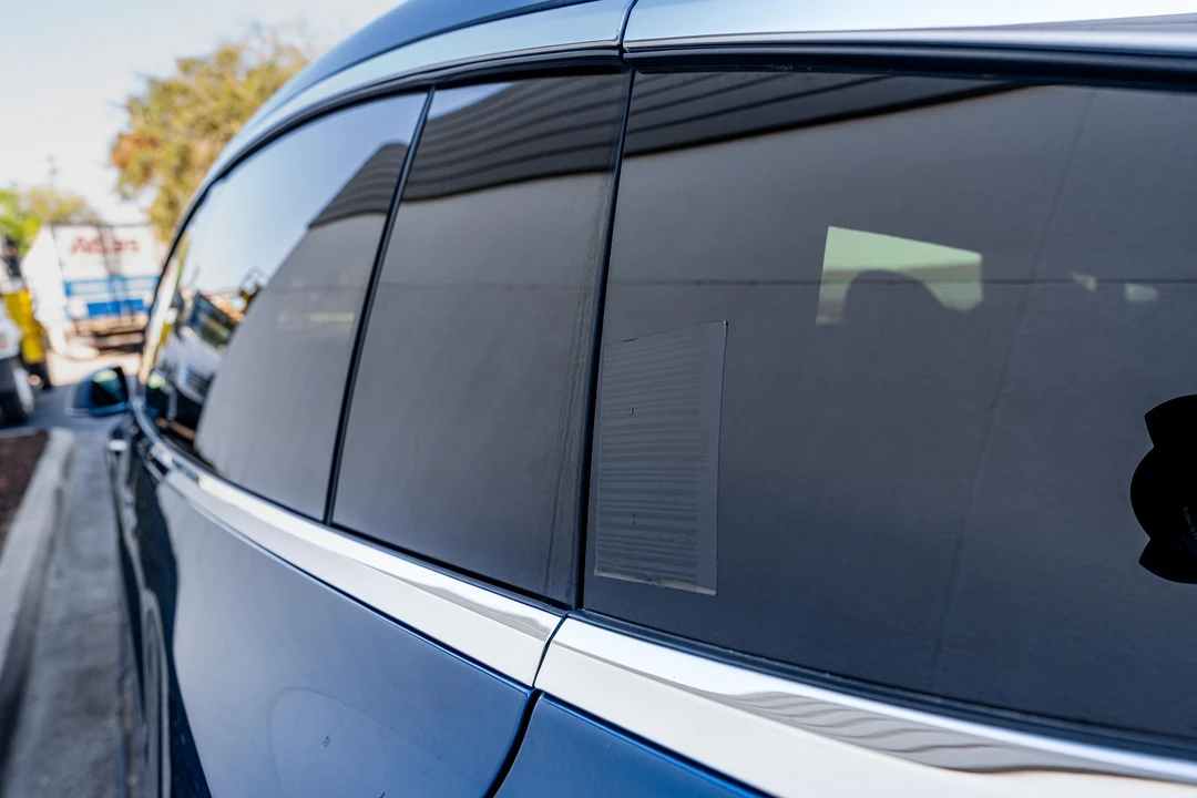 2021 Tesla Model X - Image 29 of 31