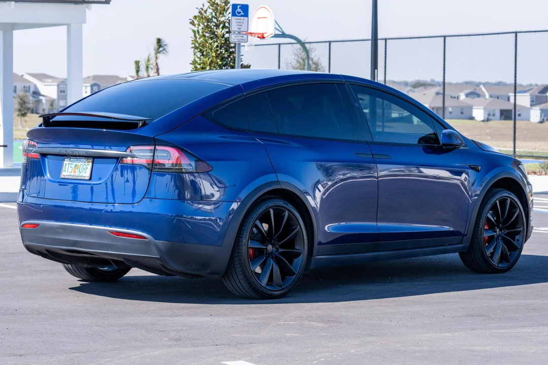 2021 Tesla Model X - Image 4 of 31