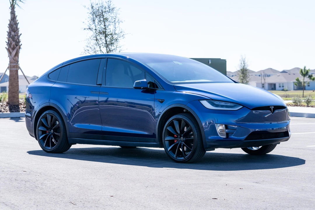 2021 Tesla Model X - Image 12 of 31