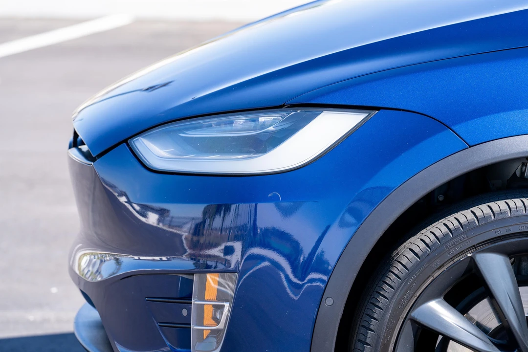 2021 Tesla Model X - Image 22 of 31