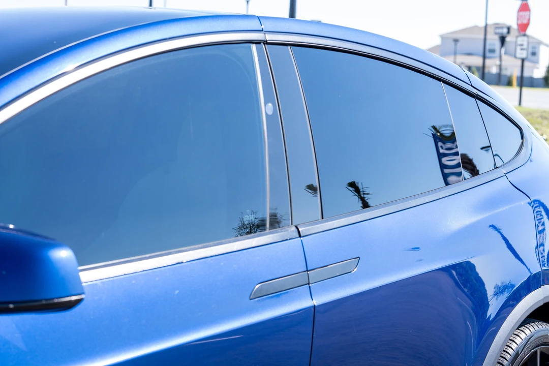 2021 Tesla Model X - Image 30 of 31