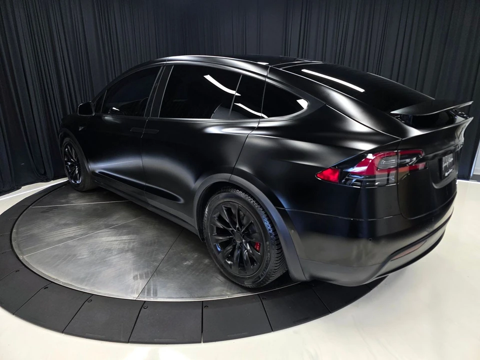 2021 Tesla Model X - Image 10 of 21