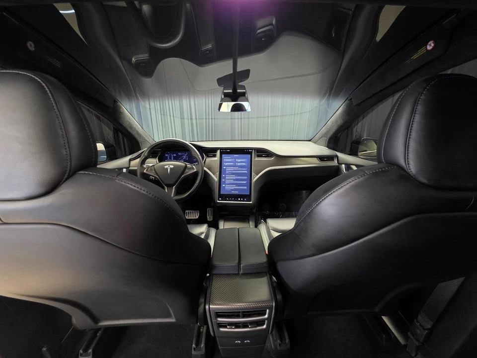 2021 Tesla Model X - Image 2 of 21