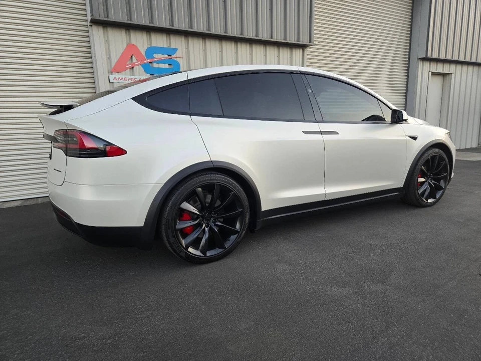 2021 Tesla Model X - Image 9 of 21