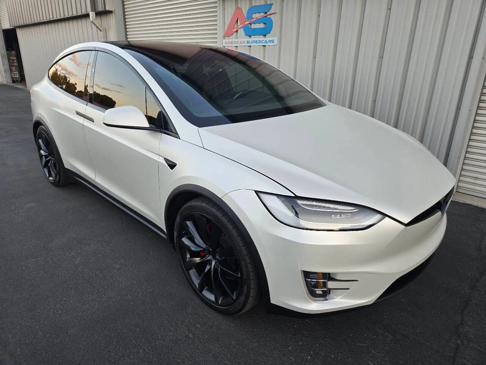2021 Tesla Model X - Image 13 of 21