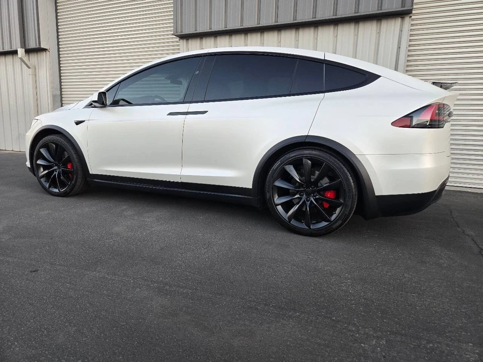 2021 Tesla Model X - Image 4 of 21