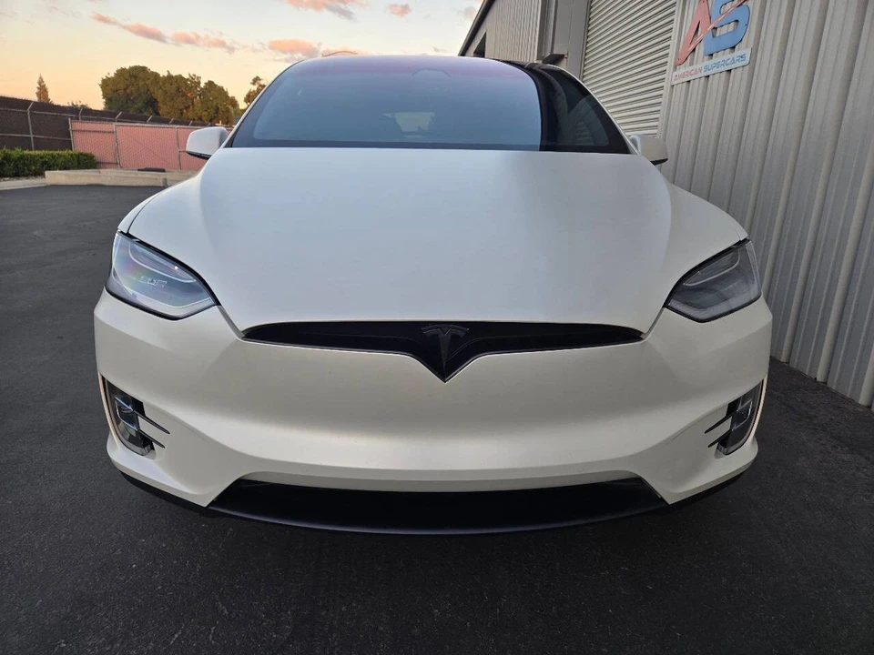 2021 Tesla Model X - Image 14 of 21