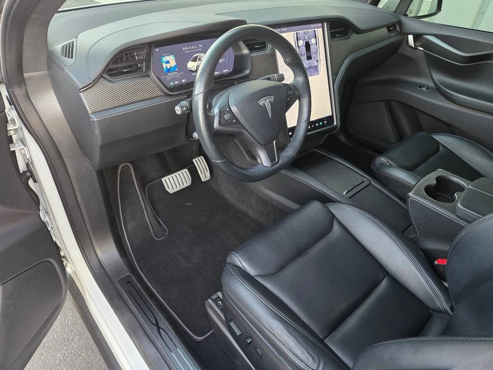 2021 Tesla Model X - Image 20 of 21
