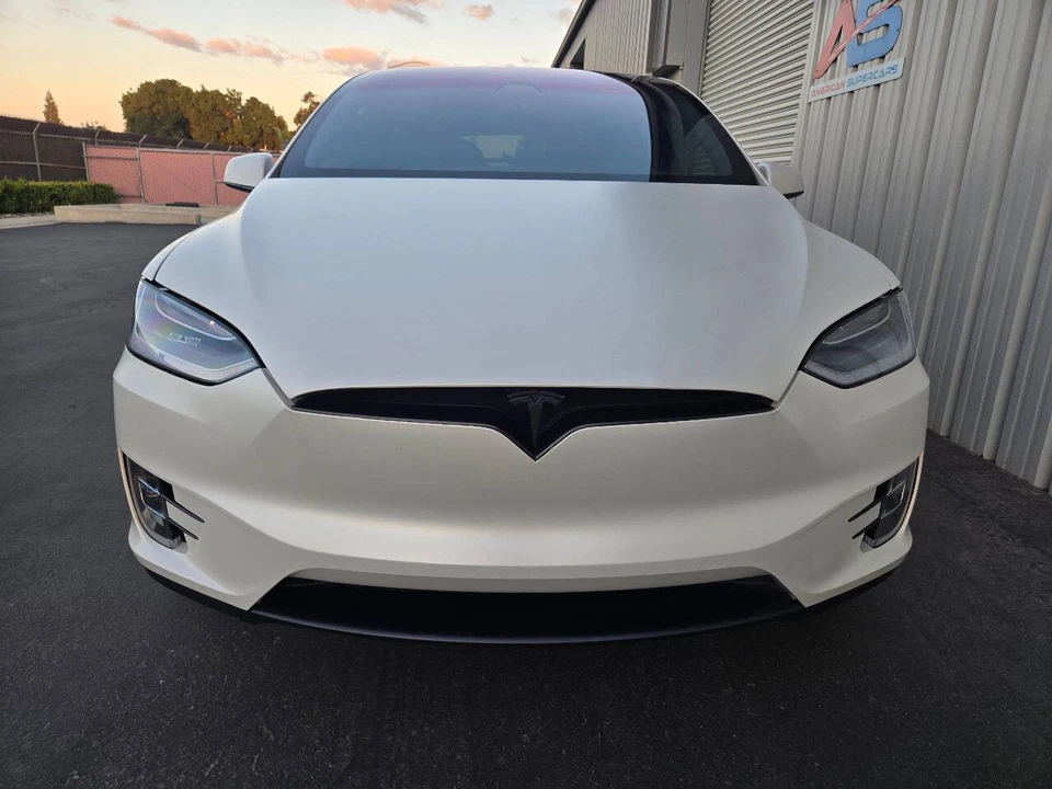 2021 Tesla Model X - Image 14 of 21