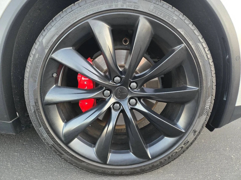 2021 Tesla Model X - Image 19 of 21