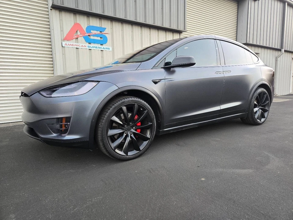 2021 Tesla Model X - Image 2 of 21