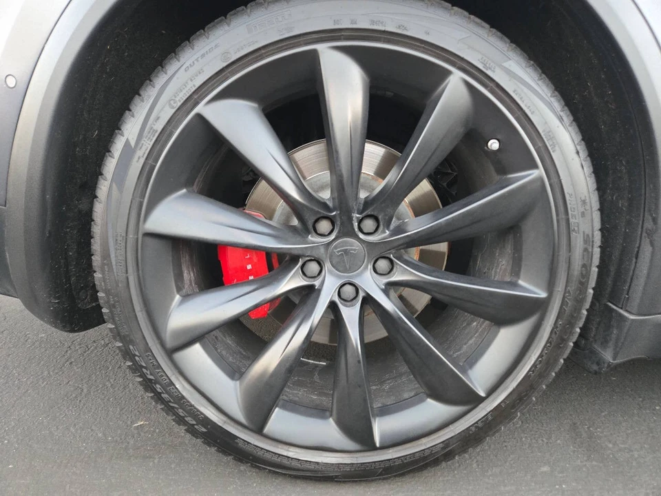2021 Tesla Model X - Image 19 of 21