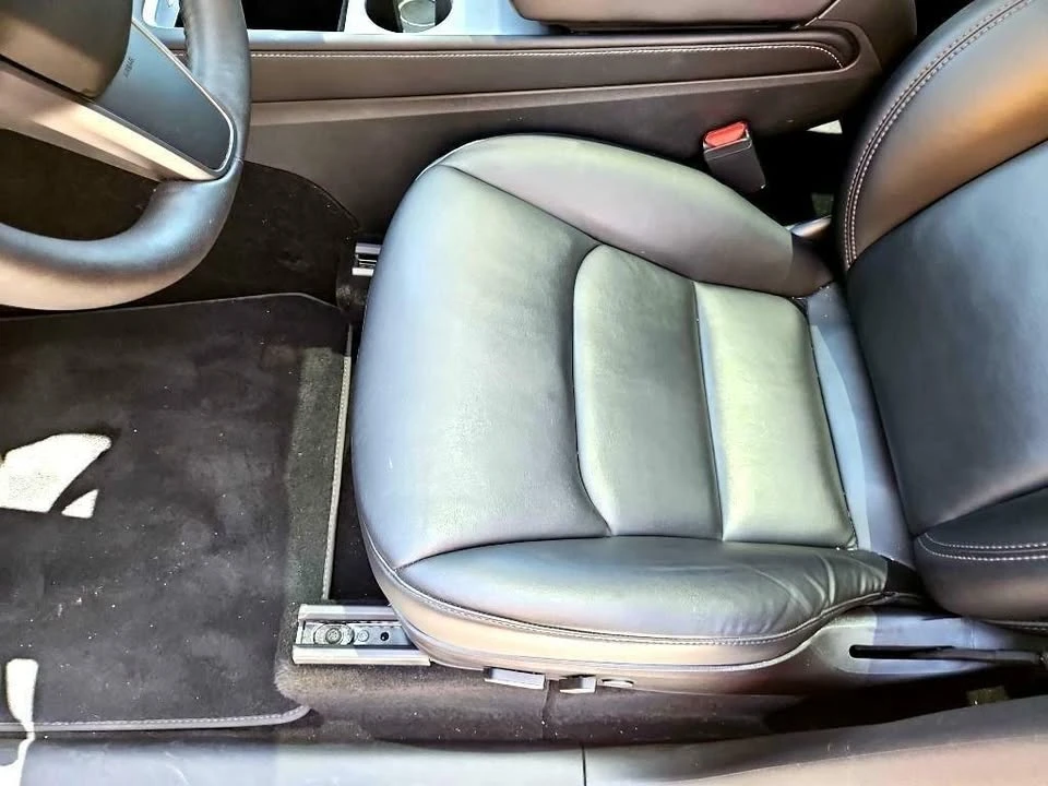 2021 Tesla Model Y - Image 11 of 20