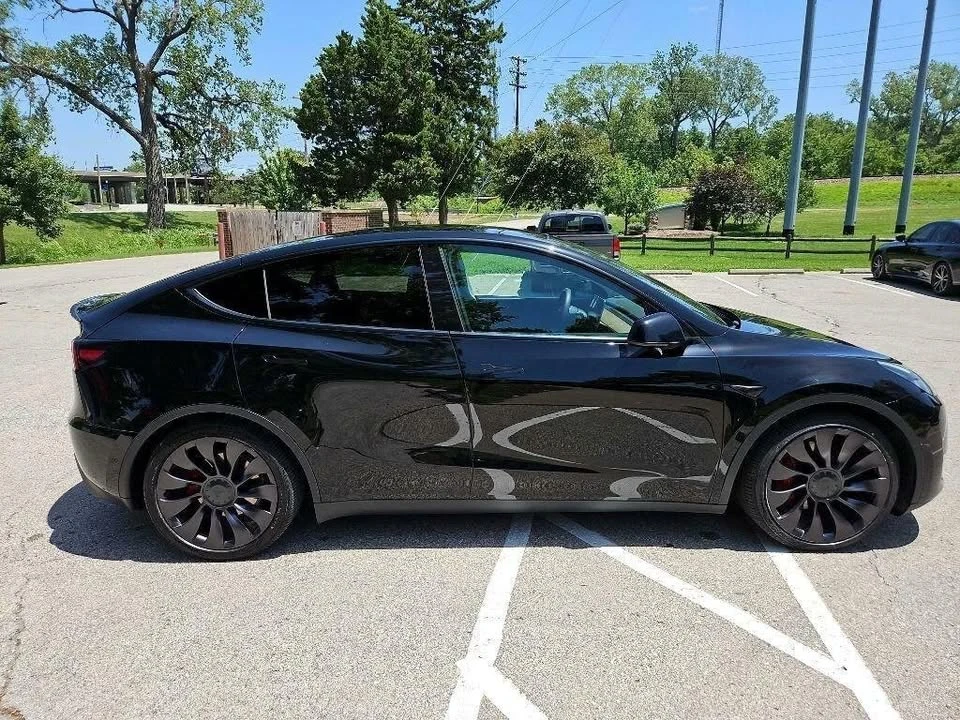 2021 Tesla Model Y - Image 4 of 20