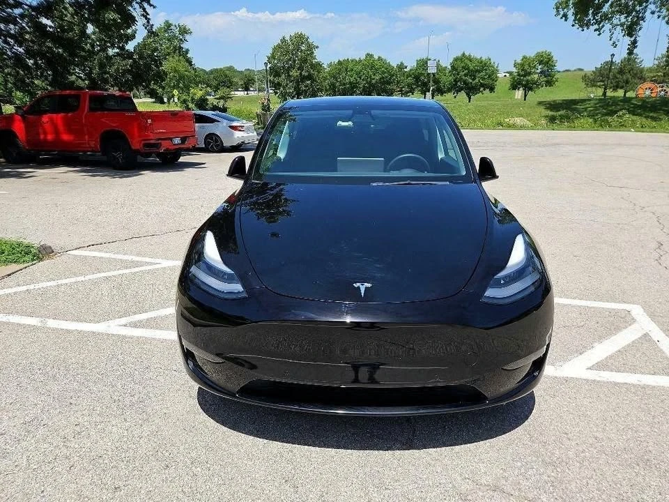 2021 Tesla Model Y - Image 2 of 20
