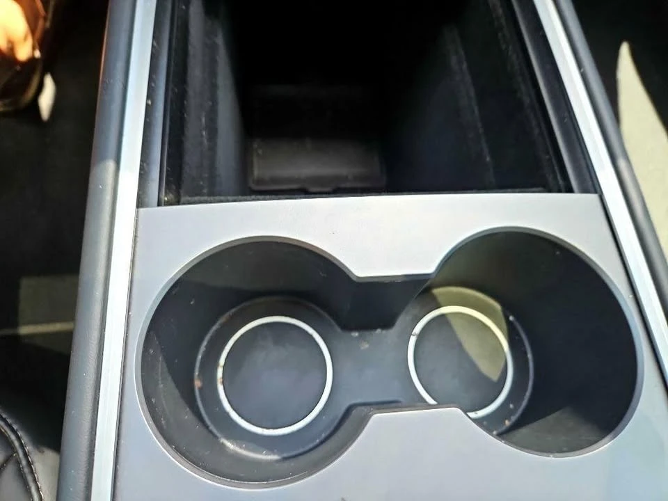 2021 Tesla Model Y - Image 18 of 20