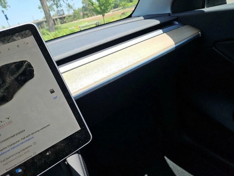 2021 Tesla Model Y - Image 15 of 20