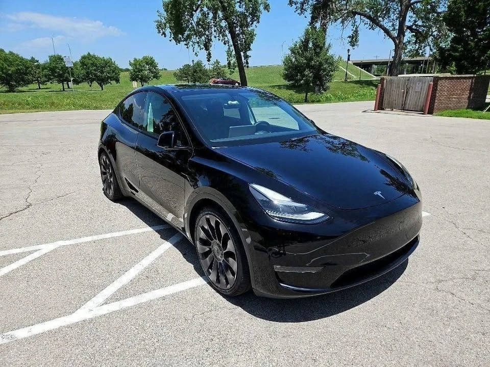 2021 Tesla Model Y - Image 3 of 20