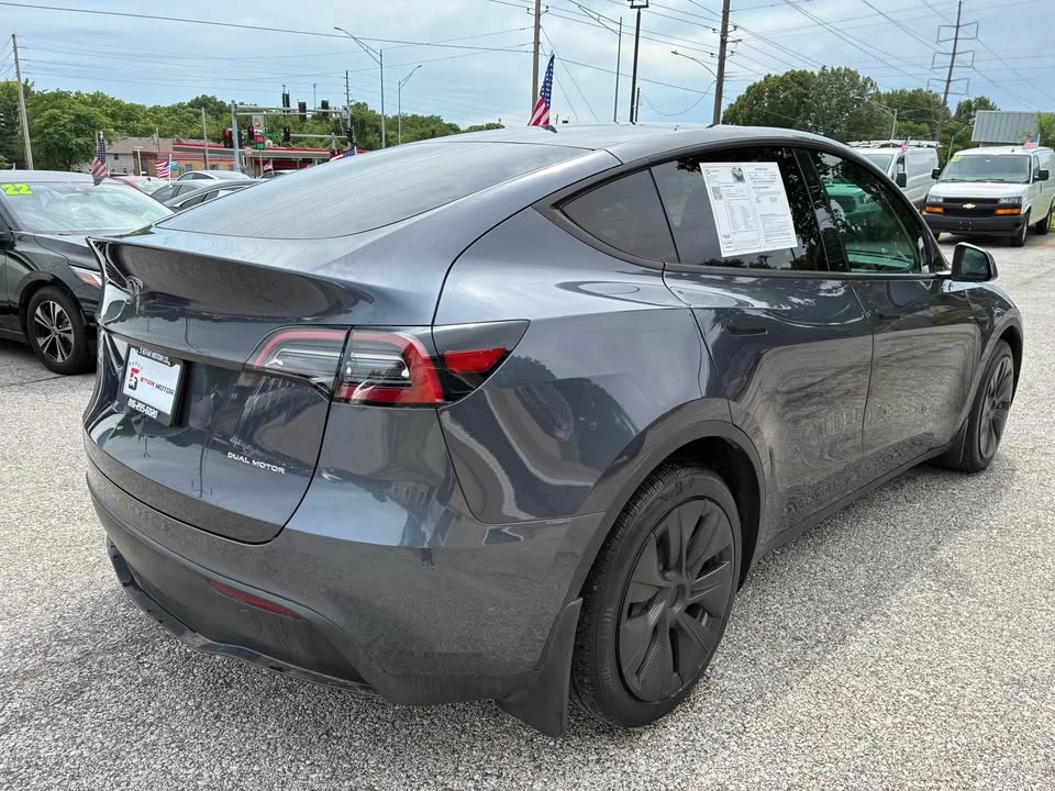 2021 Tesla Model Y - Image 4 of 8