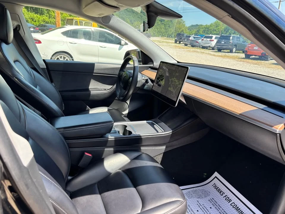 2021 Tesla Model Y - Image 11 of 20