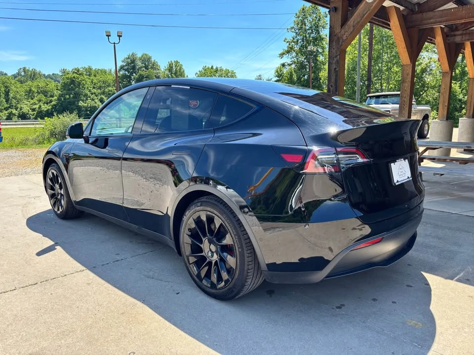 2021 Tesla Model Y - Image 2 of 20