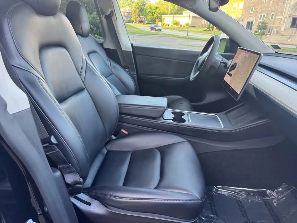 2021 Tesla Model Y - Image 9 of 20