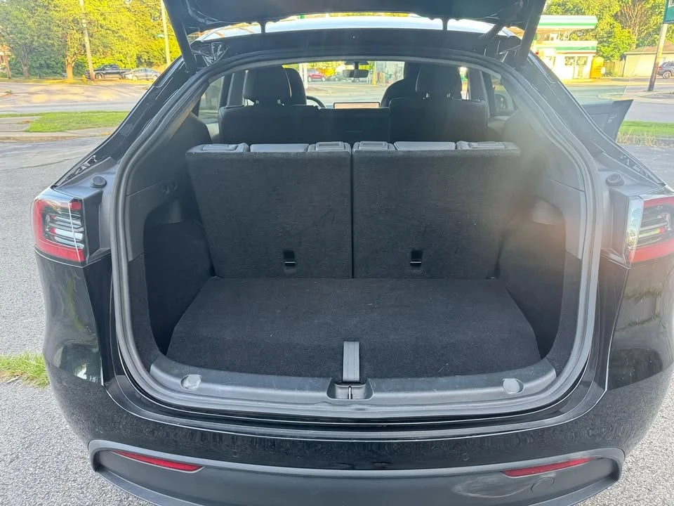 2021 Tesla Model Y - Image 15 of 20