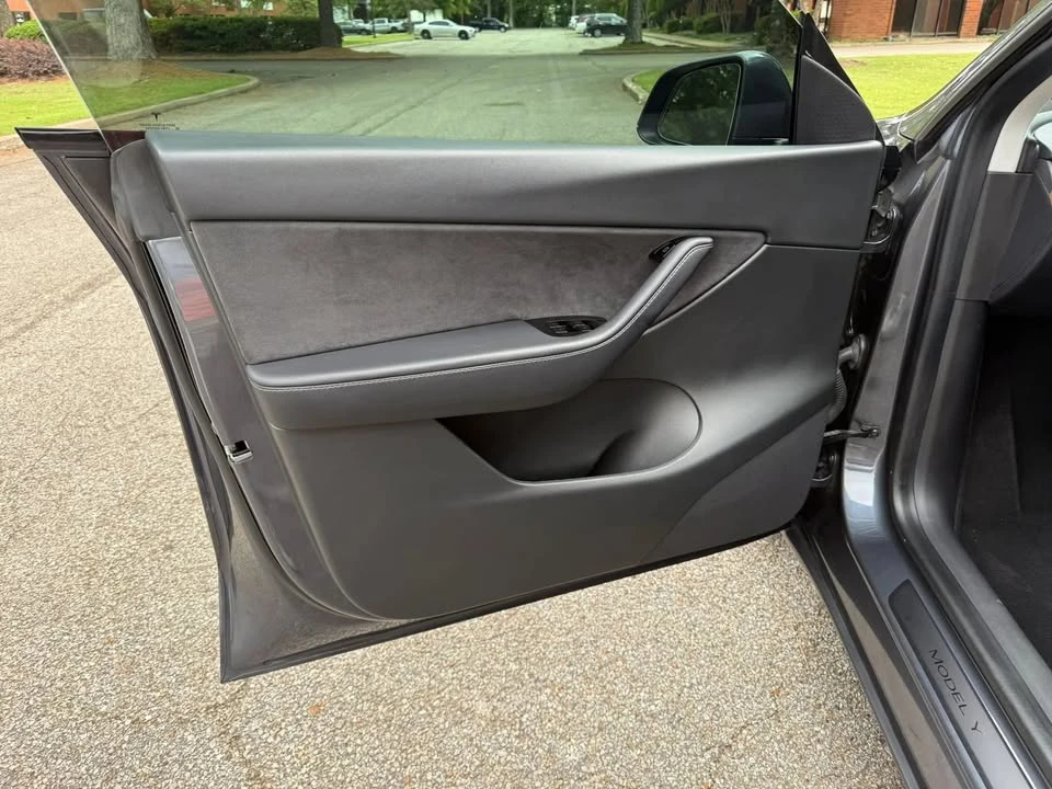 2021 Tesla Model Y - Image 10 of 20