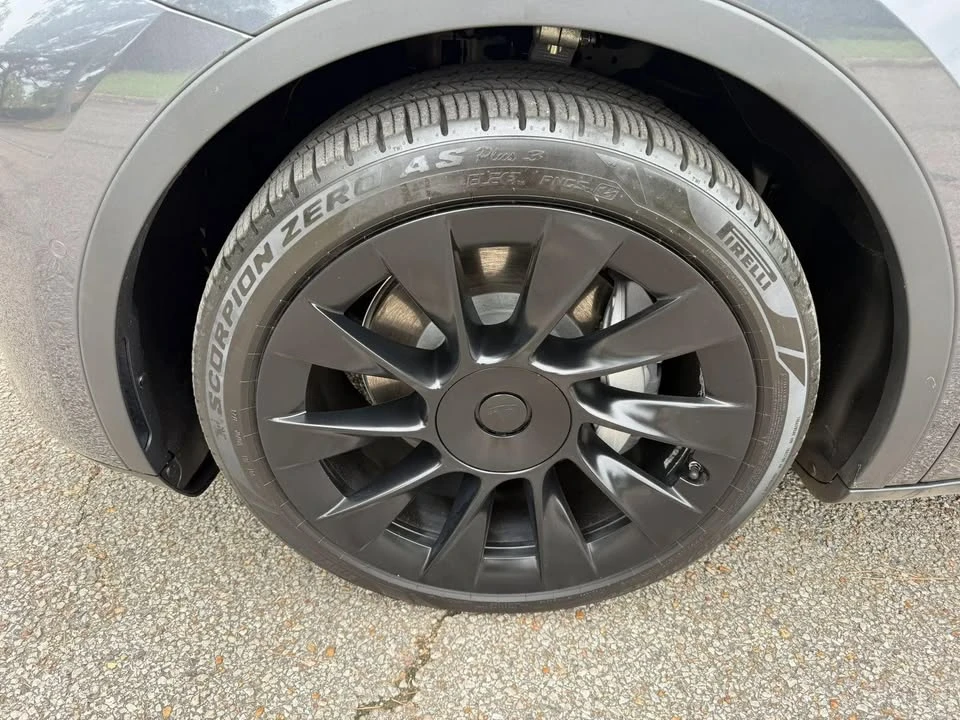 2021 Tesla Model Y - Image 9 of 20