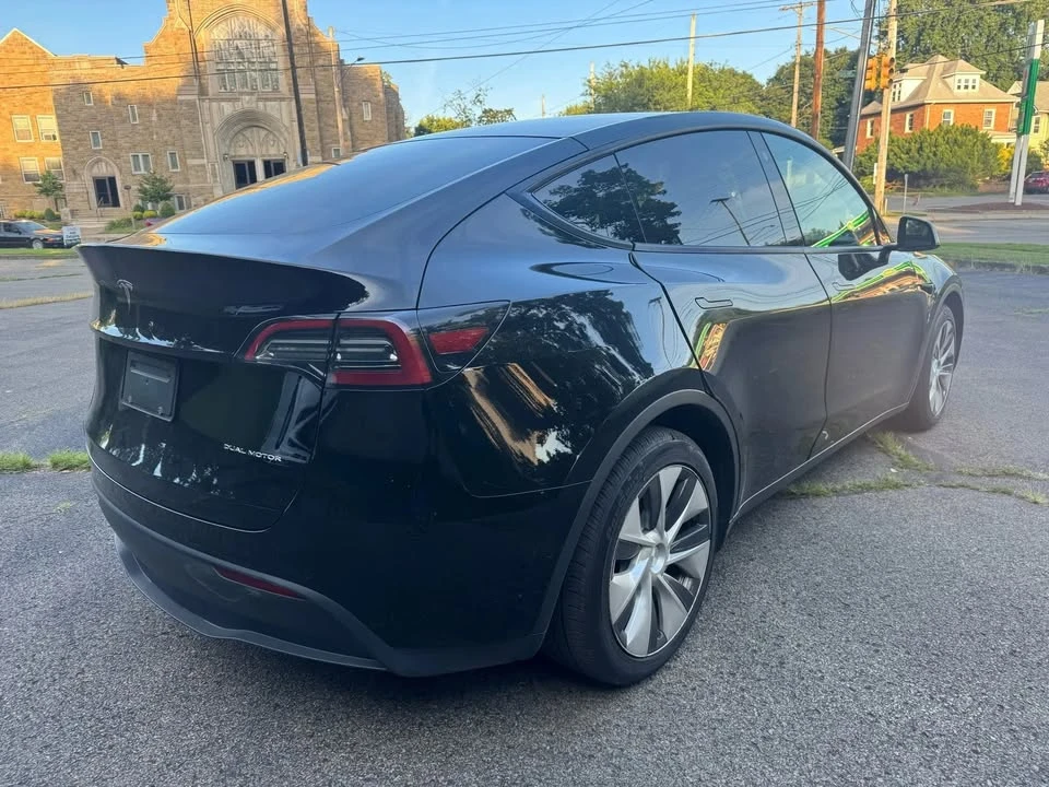 2021 Tesla Model Y - Image 5 of 20
