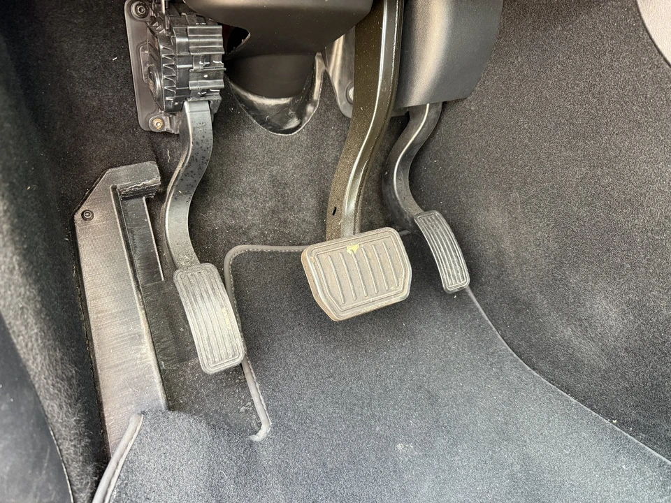 2021 Tesla Model Y - Image 12 of 20