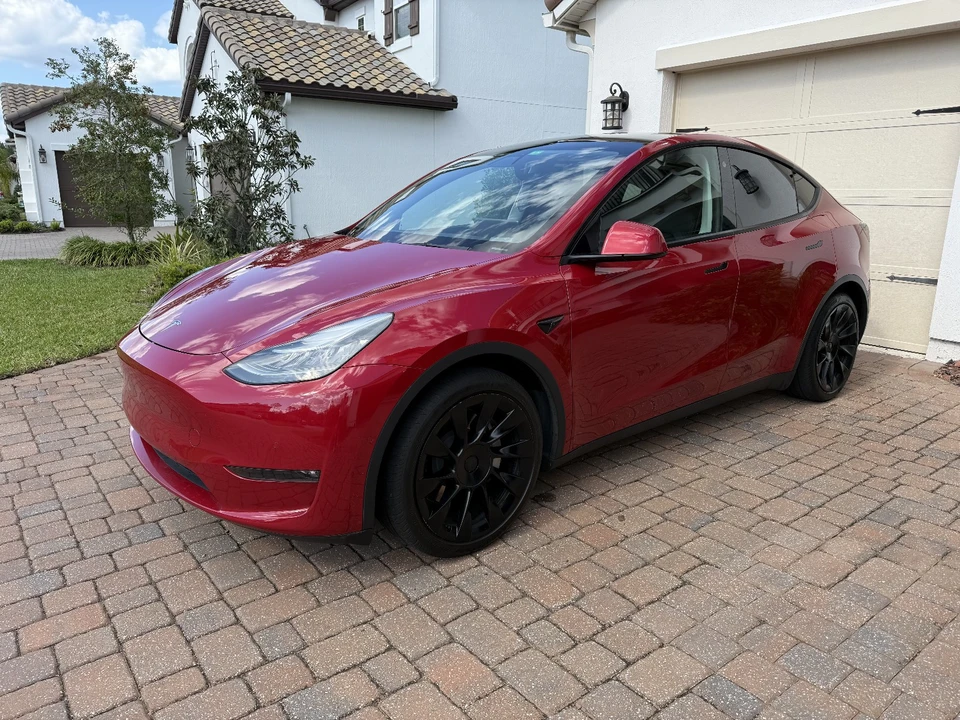 2021 Tesla Model Y - Image 2 of 20