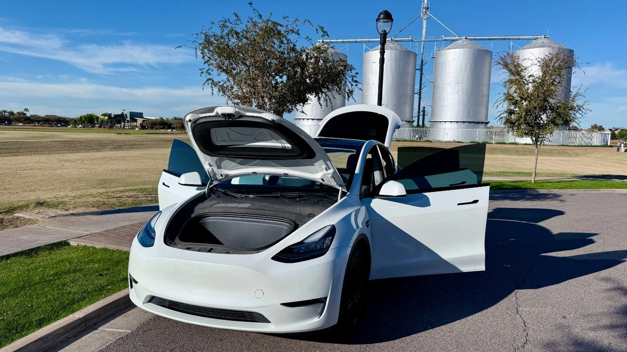 2021 Tesla Model Y - Image 9 of 21