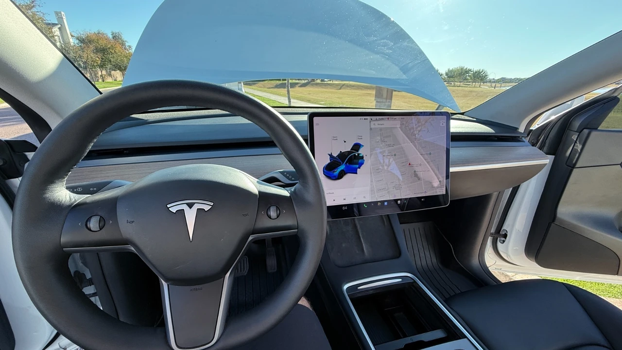 2021 Tesla Model Y - Image 19 of 21