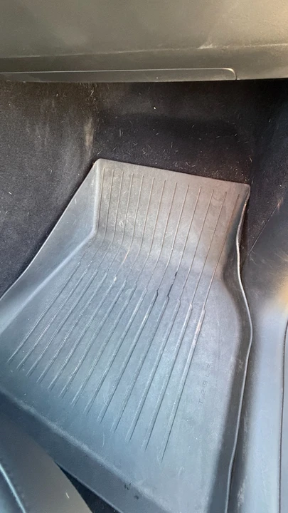 2021 Tesla Model Y - Image 18 of 21