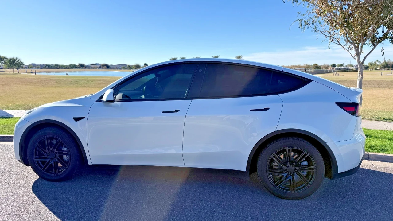 2021 Tesla Model Y - Image 3 of 21