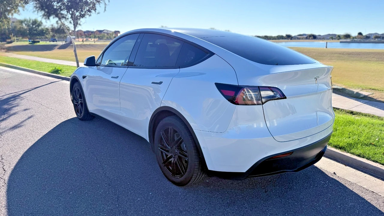 2021 Tesla Model Y - Image 4 of 21