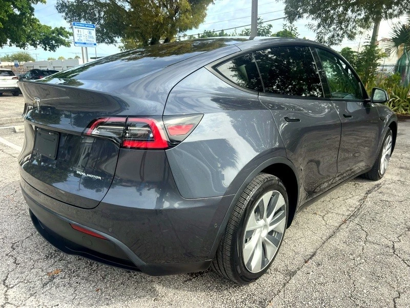 2021 Tesla Model Y - Image 7 of 21