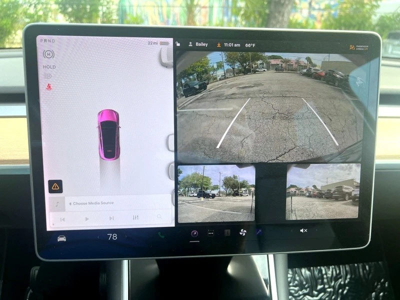 2021 Tesla Model Y - Image 20 of 21