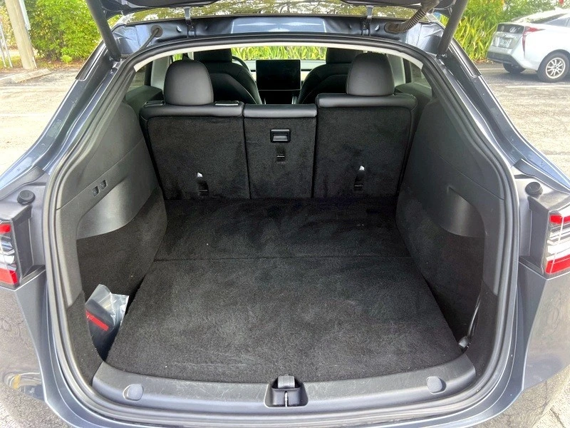 2021 Tesla Model Y - Image 11 of 21