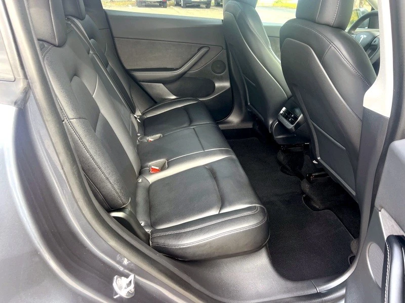 2021 Tesla Model Y - Image 12 of 21