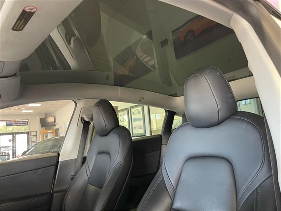 2021 Tesla Model Y - Image 27 of 31