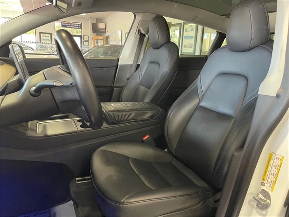 2021 Tesla Model Y - Image 26 of 31