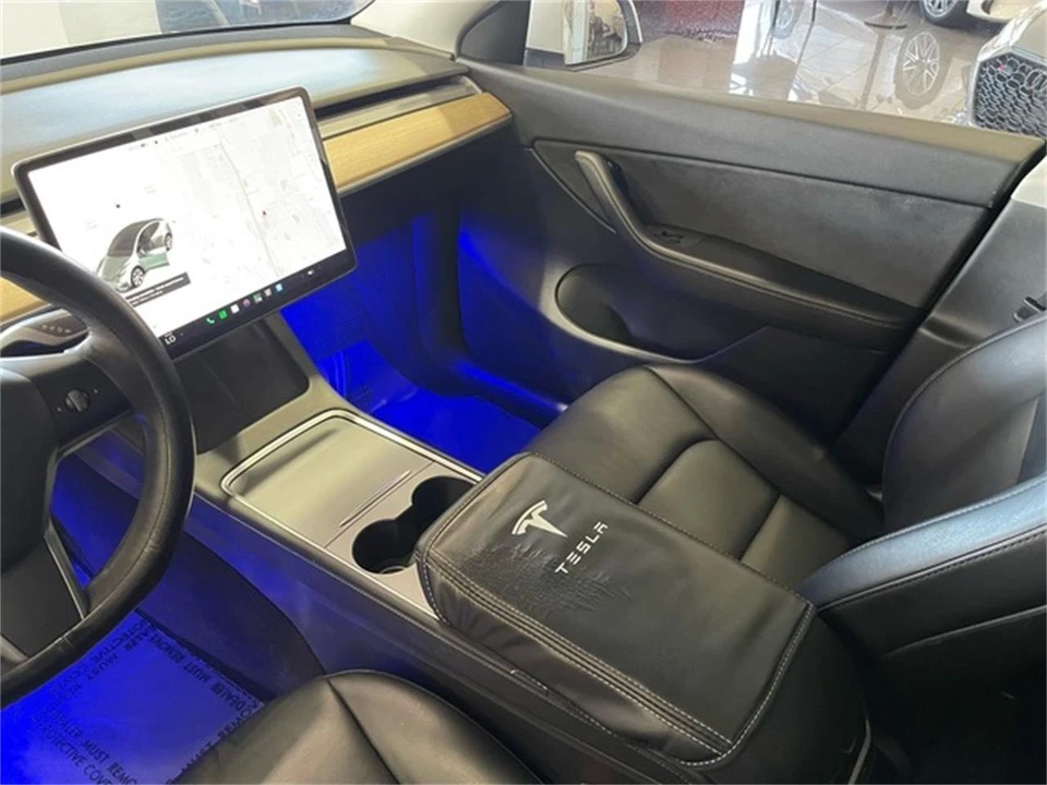 2021 Tesla Model Y - Image 28 of 31