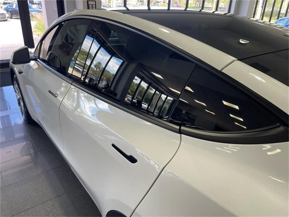 2021 Tesla Model Y - Image 14 of 31