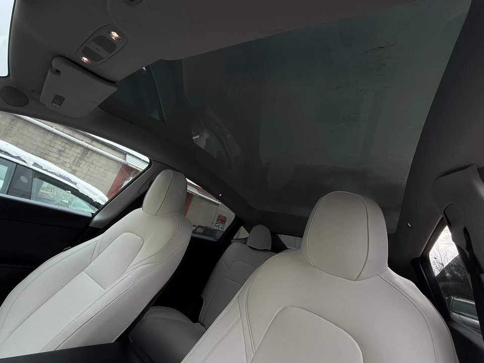 2021 Tesla Model Y - Image 9 of 19