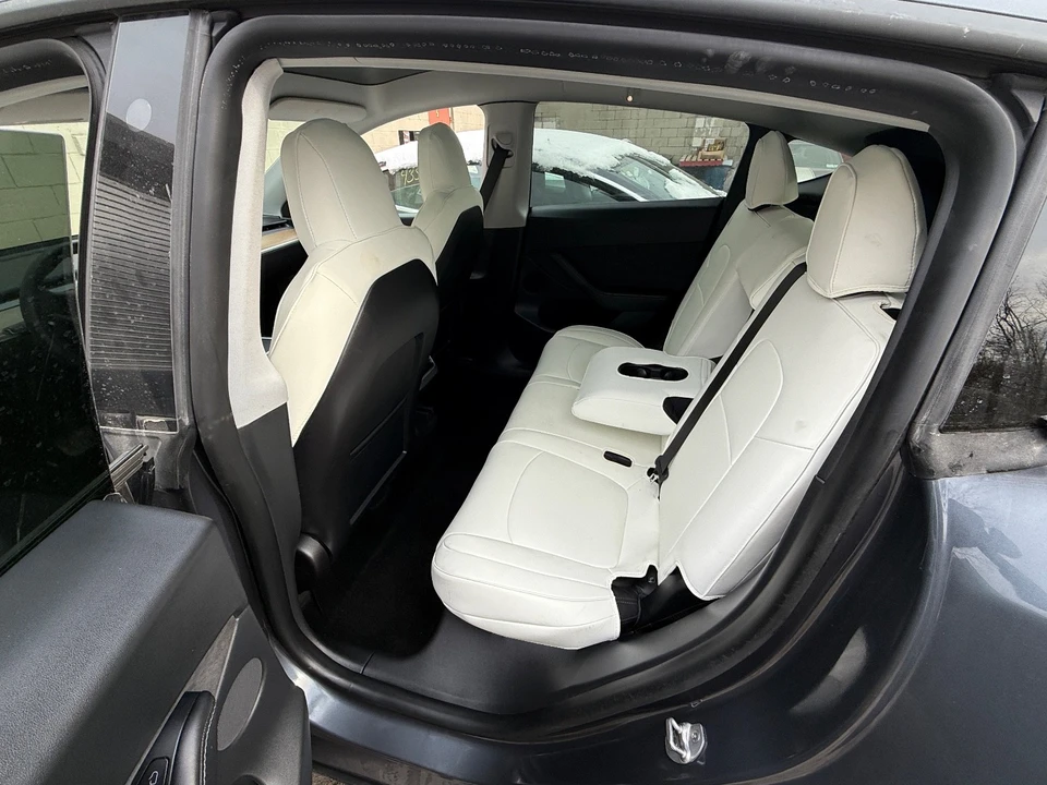 2021 Tesla Model Y - Image 16 of 19